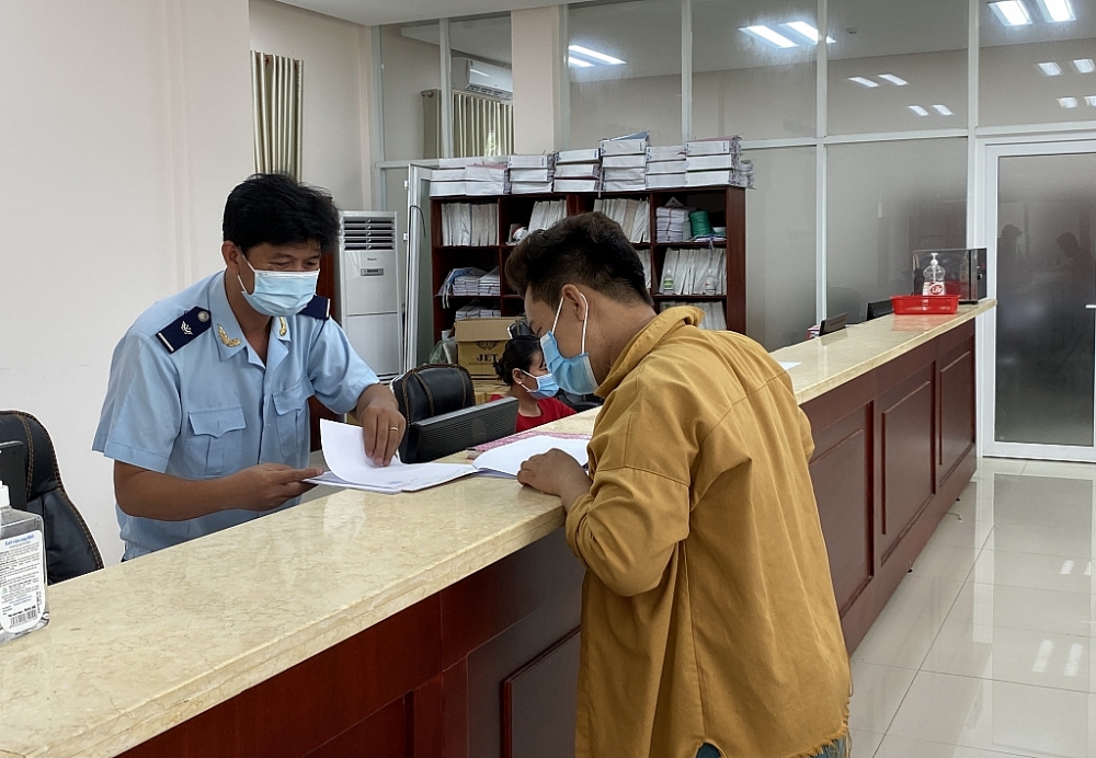 Đầu tư đào tạo nhân sự giúp DNCX nâng cao năng lực và giảm thiểu sai sót.