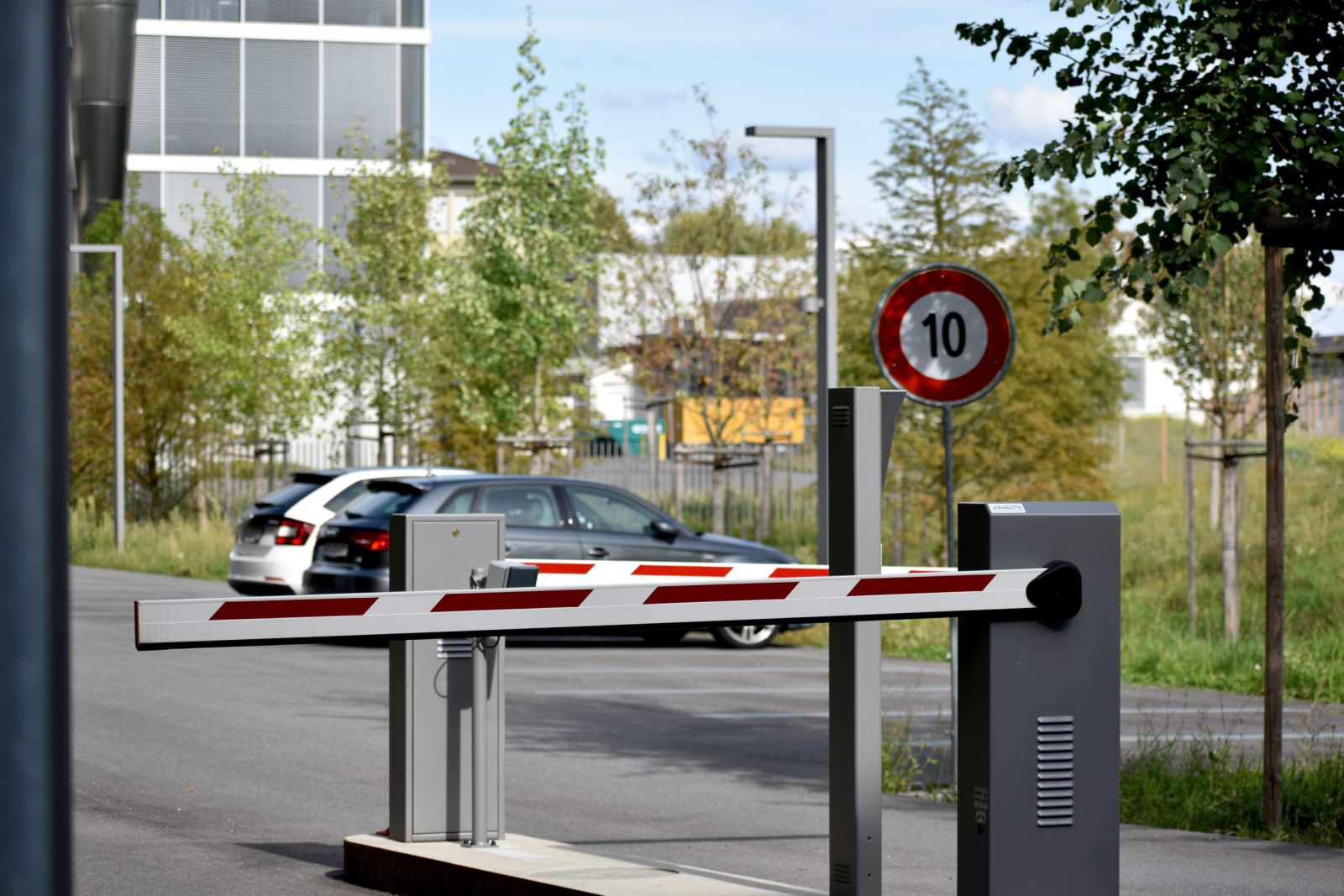 Barrier tự động - Giải pháp kiểm soát phương tiện ngày càng phổ biến tại Thái Nguyên