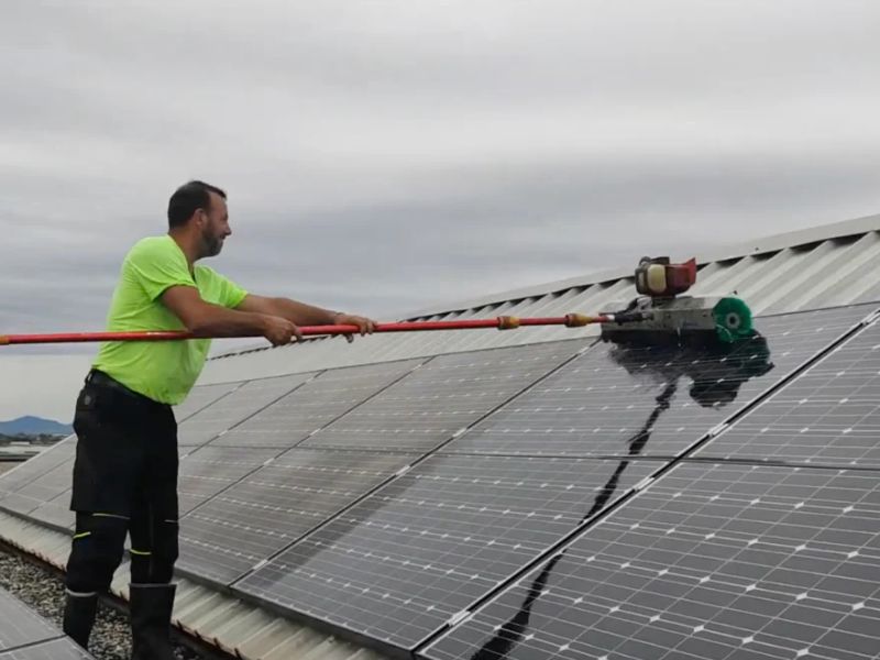 Nhật Thực hướng dẫn chi tiết bảo dưỡng tấm năng lượng mặt trời hiệu quả