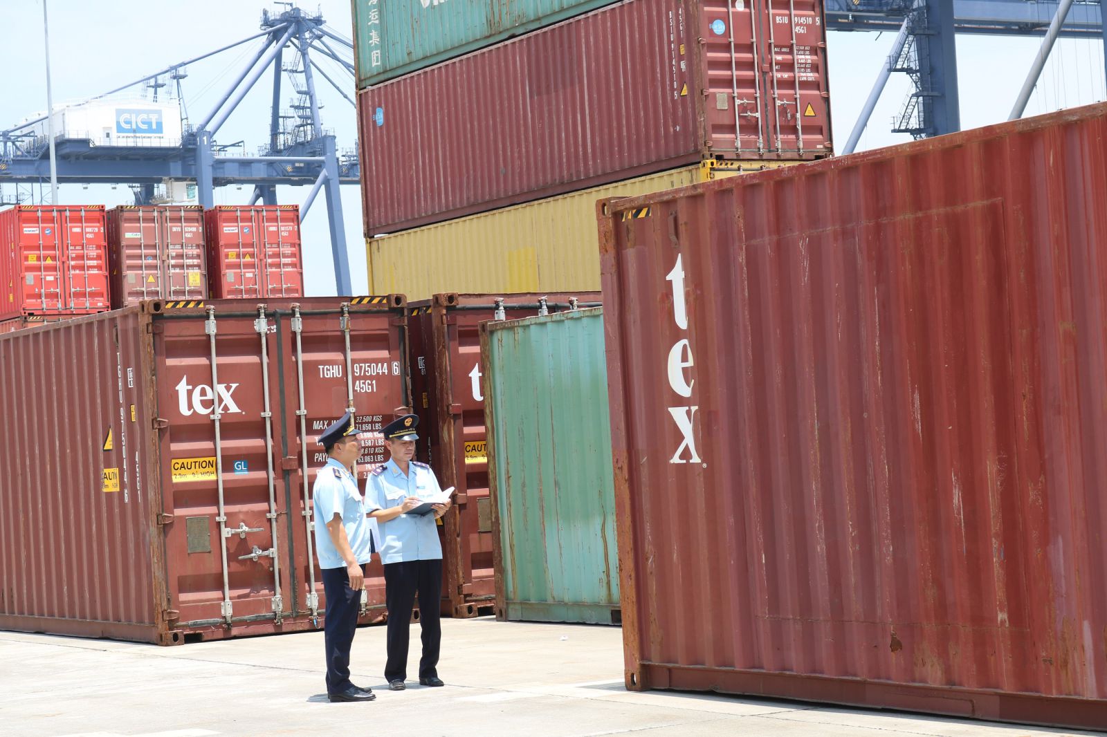 Quy trình làm việc minh bạch và báo giá rõ ràng là tiêu chí quan trọng để đánh giá một đơn vị dịch vụ hải quan