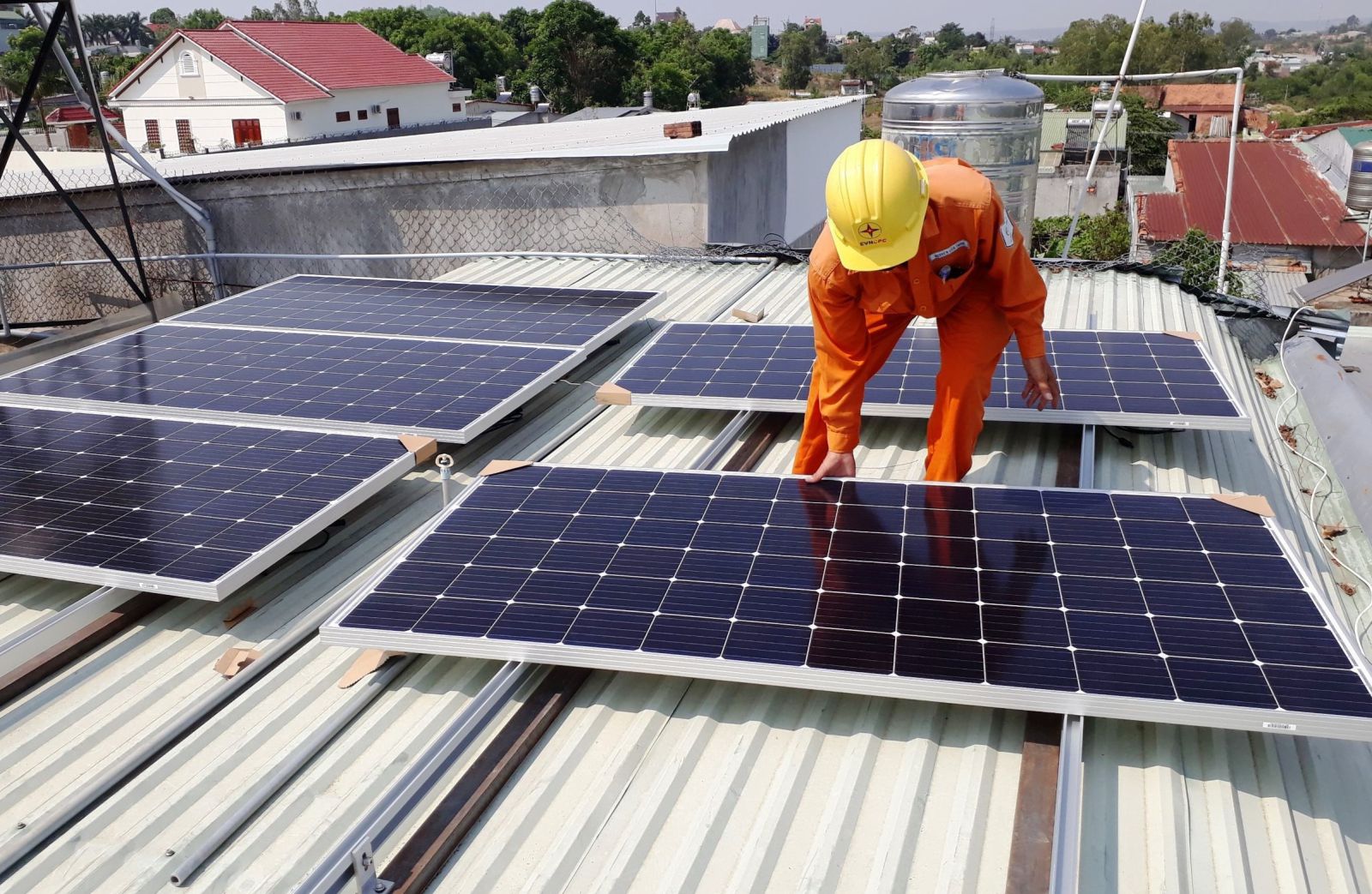Hải Phòng có điều kiện thuận lợi để lắp điện mặt trời