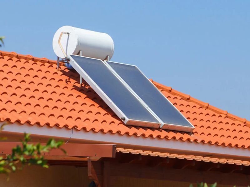 Máy nước nóng năng lượng mặt trời - Giải pháp tiết kiệm điện cho mọi nhà