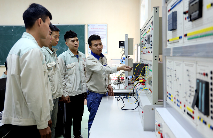 Đầu tư đào tạo nhân sự giúp DNCX nâng cao năng lực và giảm thiểu sai sót