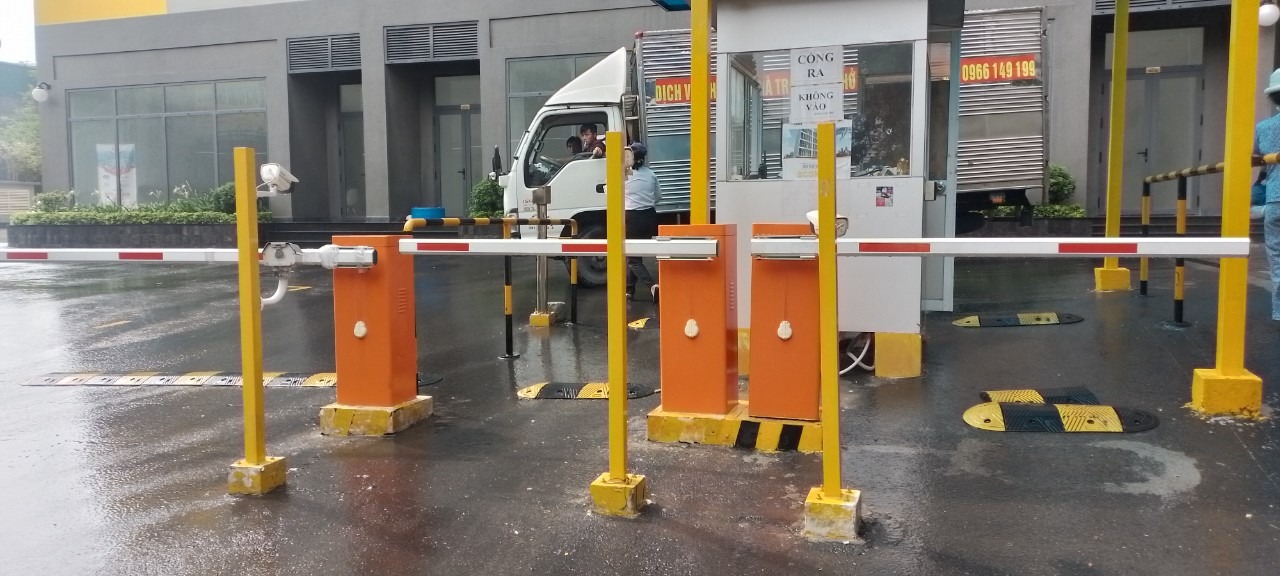 Barrier tự động giúp doanh nghiệp giảm chi phí nhân sự gác cổng