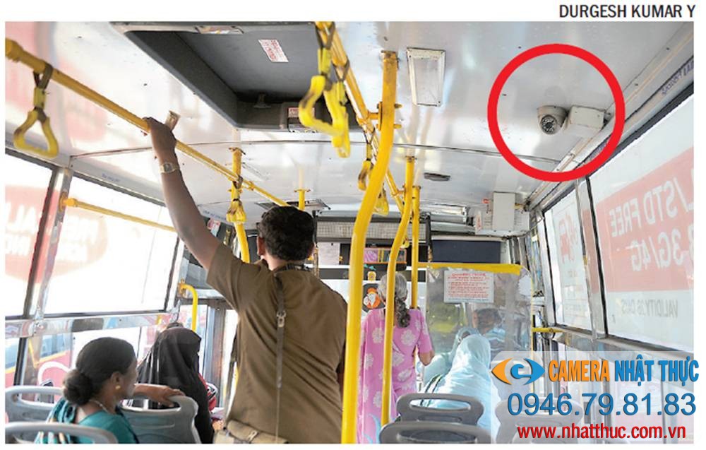 Lắp đặt camera trên xe