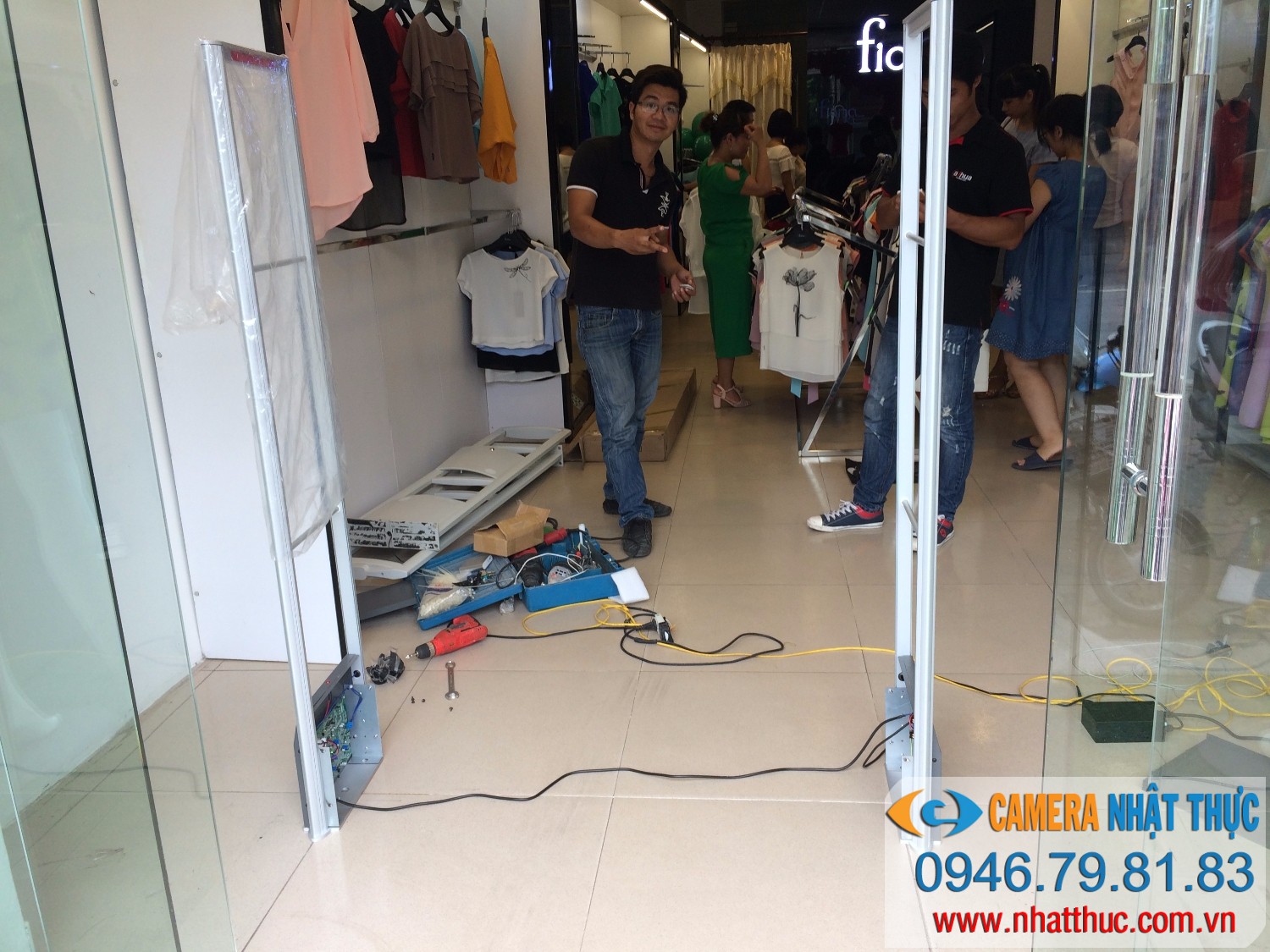 cửa từ siêu thị hải phòng