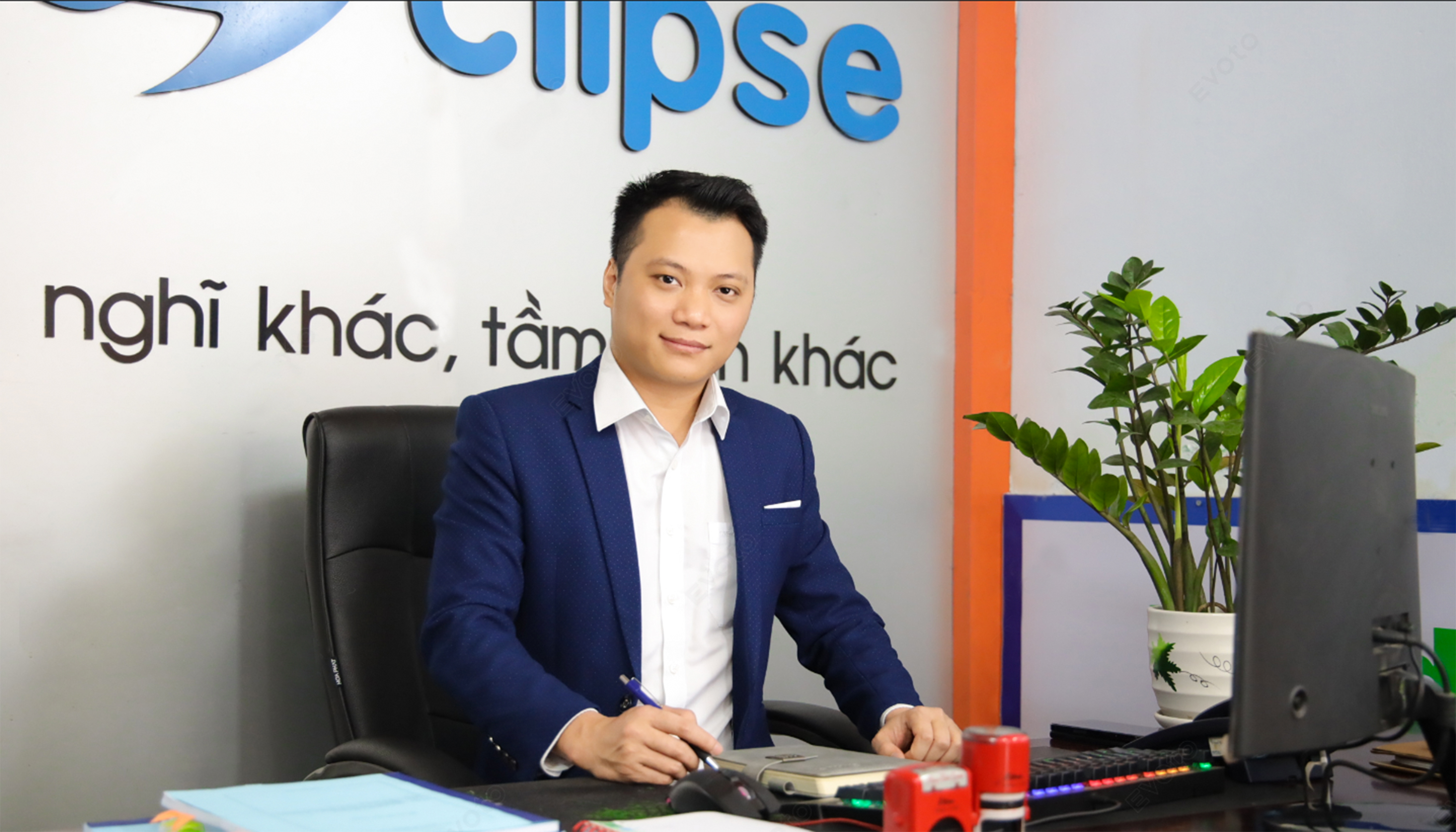 Phạm Tiến Quân CEO podcast artwork