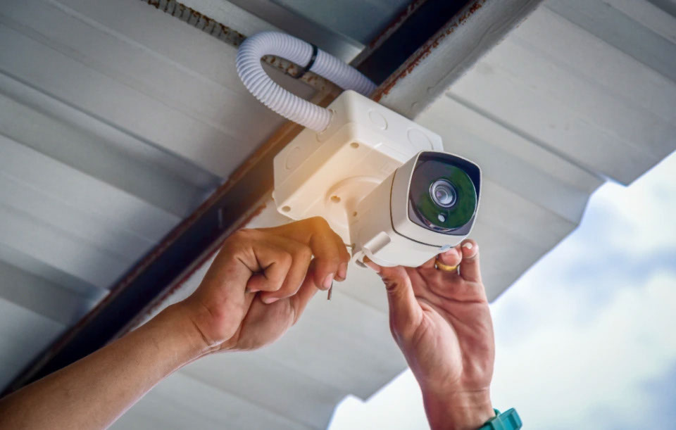 camera lắp đặt ngoài trời chính hãng gía rẻ tại Nhật Thực, bảo hành 2 năm, tư vấn 24/7