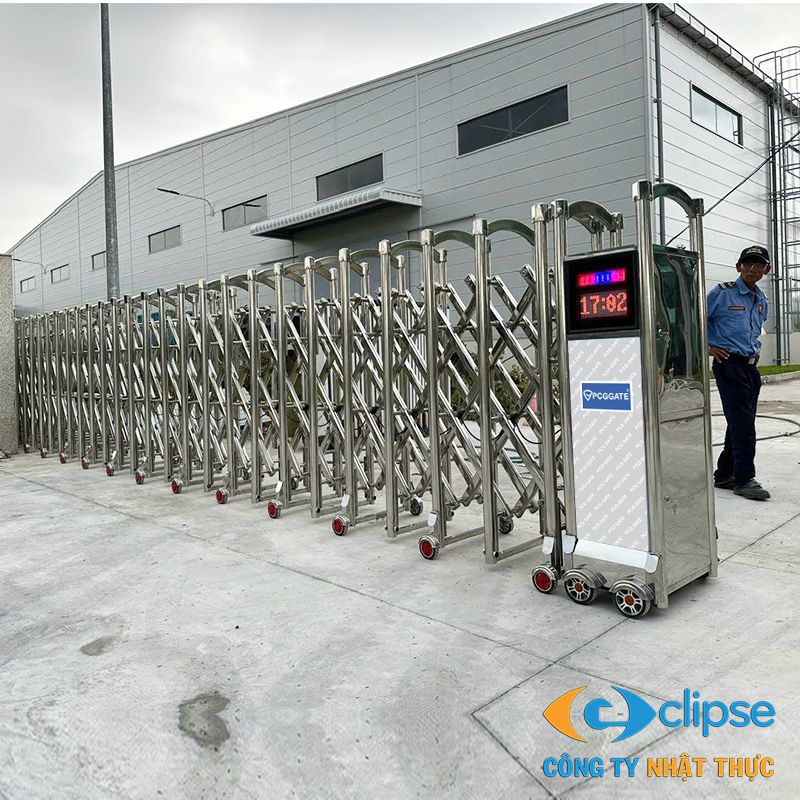 Cổng xếp Inox P- 006