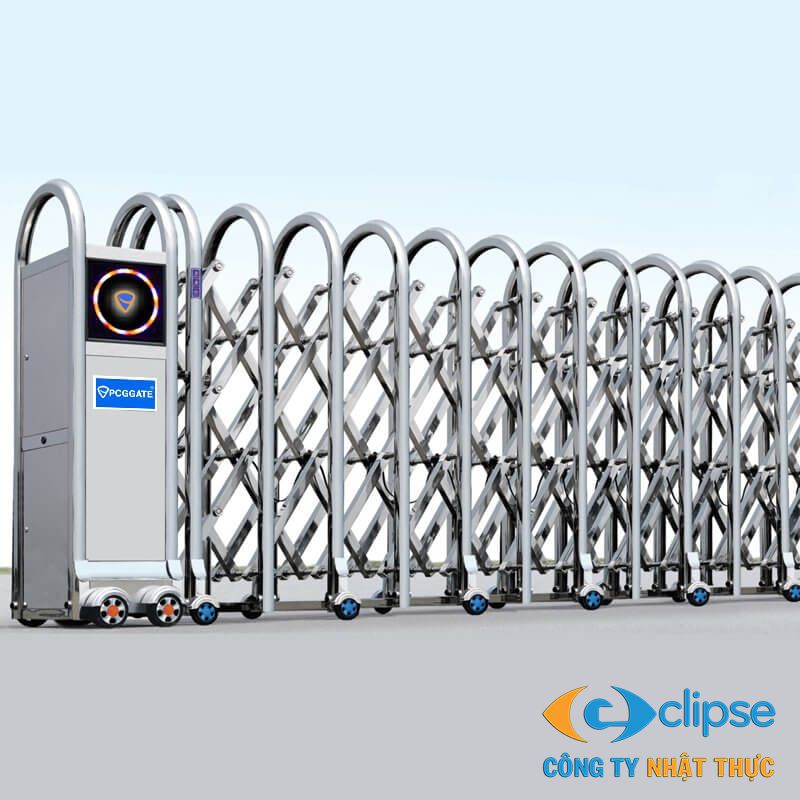 Cổng xếp inox P-027