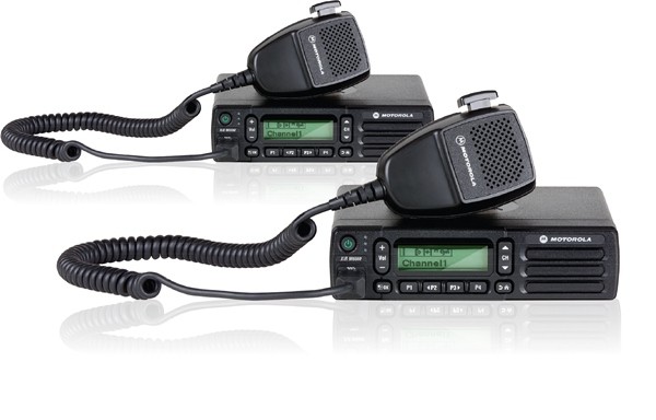 Máy bộ đàm gắn xe Motorola XiR M6660-U