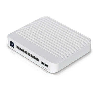 Switch mạng UniFi Professional 8 PoE (USW-Pro-8-PoE)