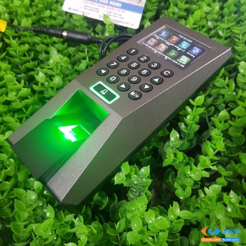 máy chấm công vân tay