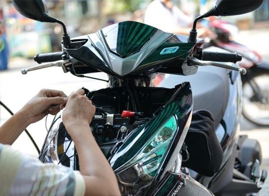 định vị xe máy