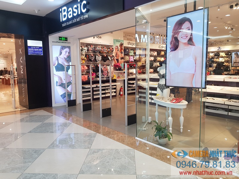 Ứng dụng của công từ an ninh trong shop thời trang nữ
