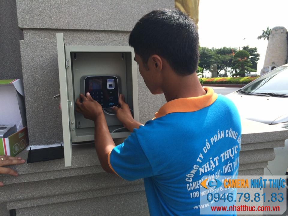 Lắp đặt máy chấm công vân tay tại Hải Phòng