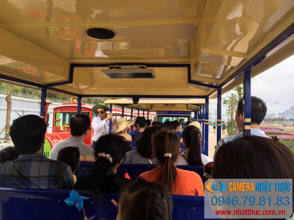 Lắp đặt camera quan sát trên xe điện, tàu điện tại các khu du lịch