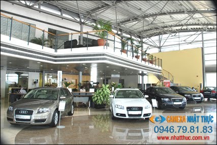 Hình ảnh thực tế lắp đặt camera giám sát cho showroom ô tô