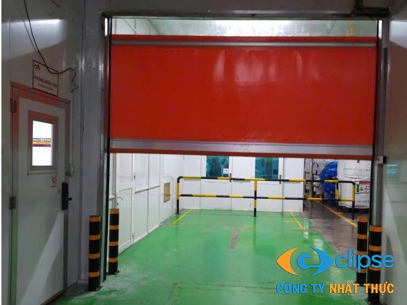 Cửa PVC tiêu chuẩn đáp ứng nhu cầu phân chia các khu vực sản xuất