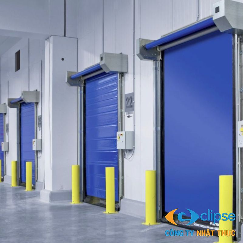 Cửa PVC kho lạnh hỗ trợ hạn chế trao đổi nhiệt giữa các khu vực