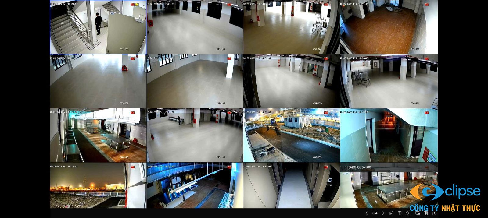 Kỹ thuật viên xử lý sự cố mất kết nối camera giám sát tại nhà xưởng
