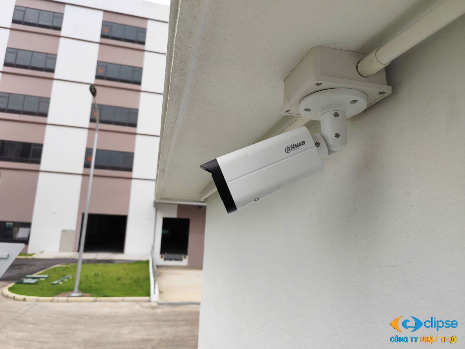 Mắt camera lắp đặt tại doanh nghiệp chế xuất Hải Dương