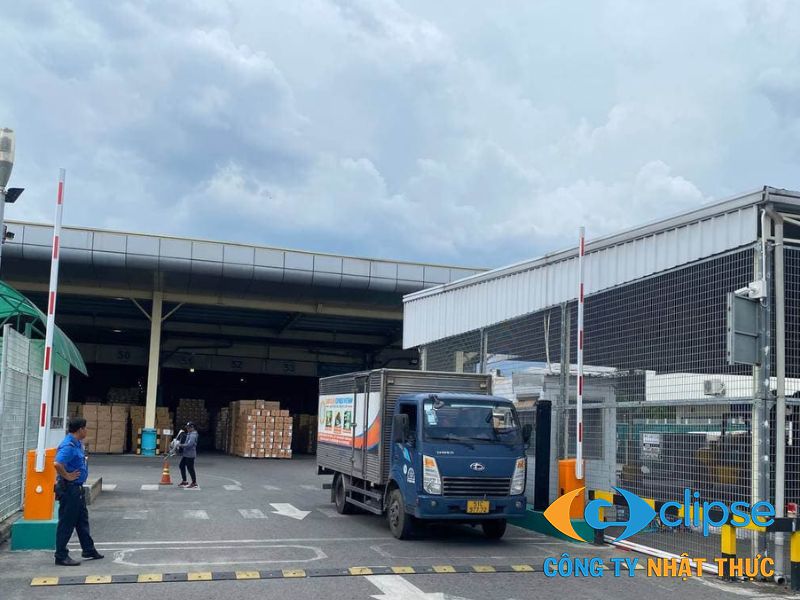 Kiểm soát xe tải qua camera hải quan Vĩnh Phúc tại KCN Bình Xuyên