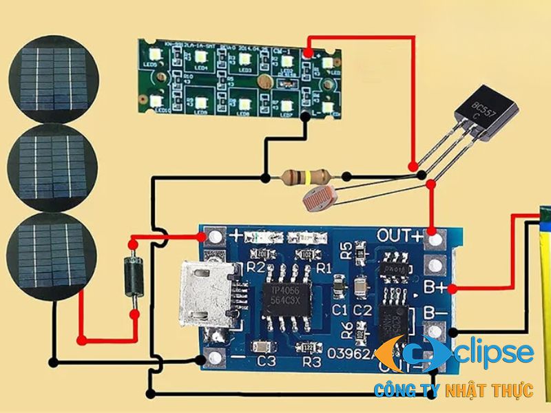 Nên mua đèn có mạch bảo vệ pin để hạn chế suy giảm tuổi thọ pin nhanh chóng
