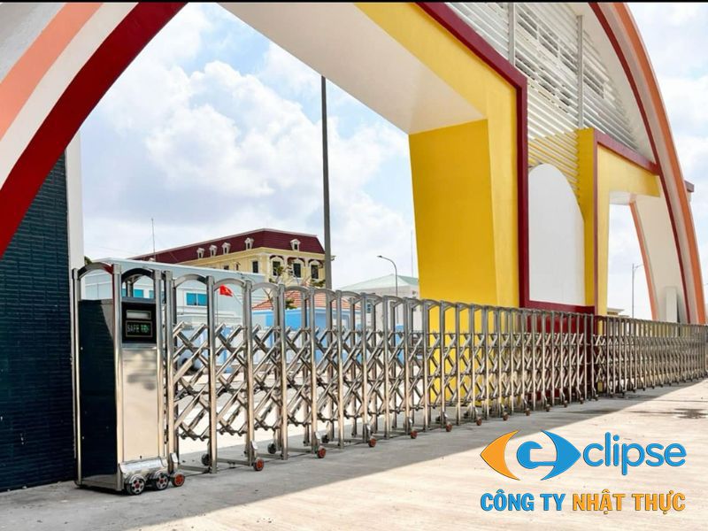 Giải pháp cổng xếp inox Hà Nam tối ưu, hiệu quả vận hành cao