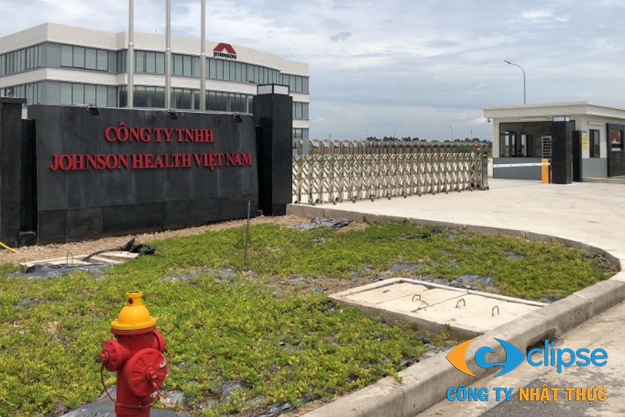 Giá cổng xếp inox Hải Dương sẽ được cung cấp cho khách hàng sau khi khảo sát thực tế