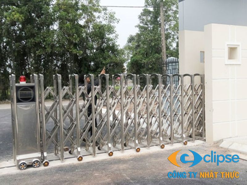 Nhu cầu lắp đặt cổng xếp inox tại Hải Phòng