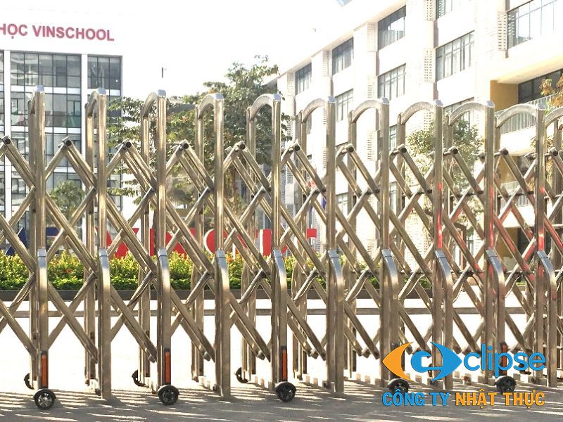 Báo giá lắp đặt và dịch vụ cổng xếp inox Hưng Yên được cung cấp sau khi khảo sát