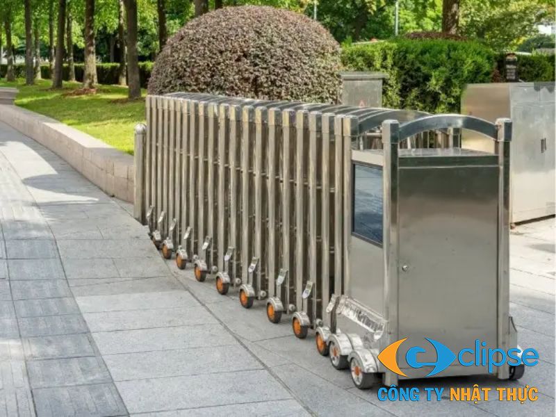 Dịch vụ cổng xếp inox Nam Định với khả năng lắp nhanh và miễn phí khảo sát