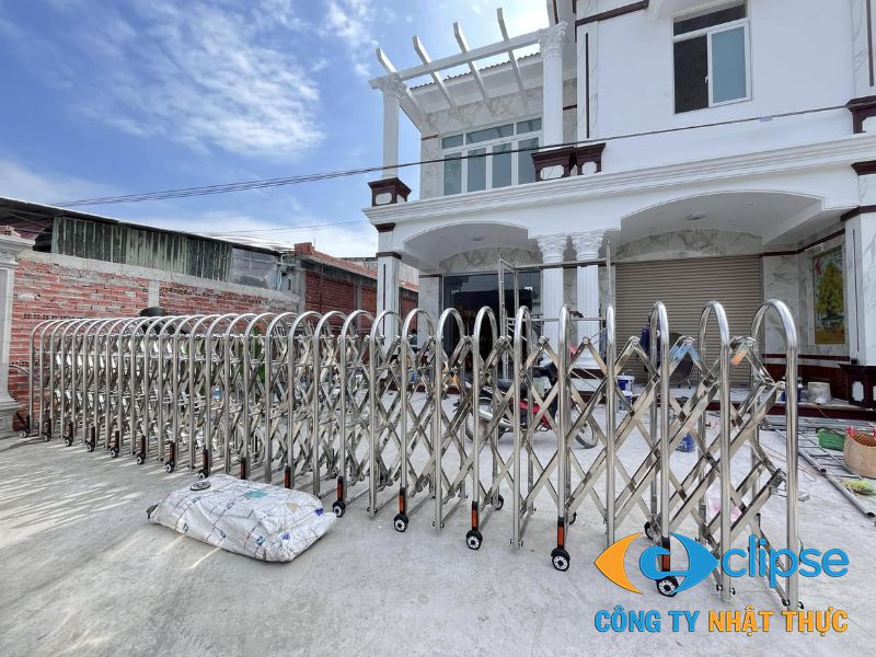 Lắp đặt & sửa chữa cổng xếp inox Nghệ An uy tín, chuyên nghiệp