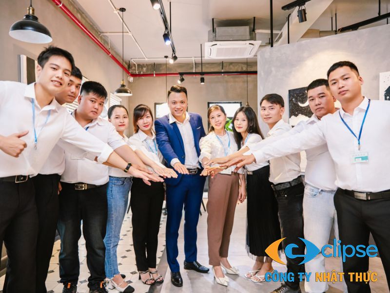 Nhật Thực có đội ngũ nhân sự trực chiến giúp hỗ trợ khách hàng nhanh chóng