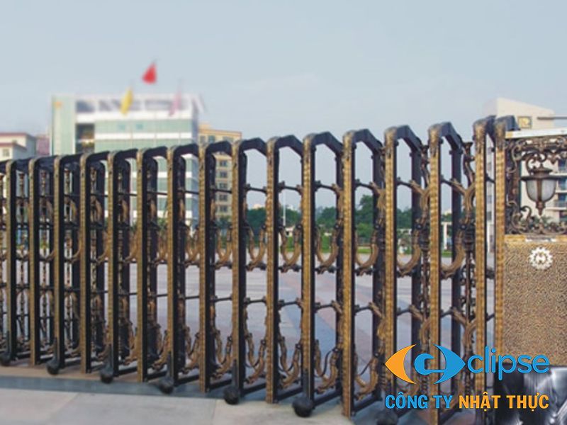 Mẫu cổng xếp inox Thanh Hóa nghệ thuật