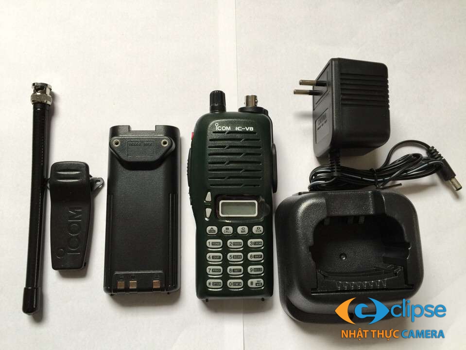 Bộ đàm cầm tay ICOM IC-V8