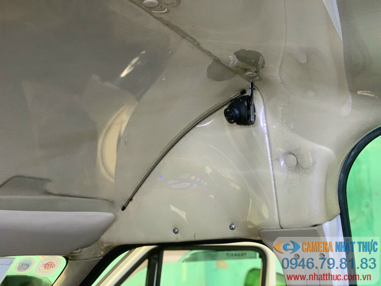 Vị trí camera lắp đặt nhìn lái xe theo yêu cầu của bộ giao thông vận tải