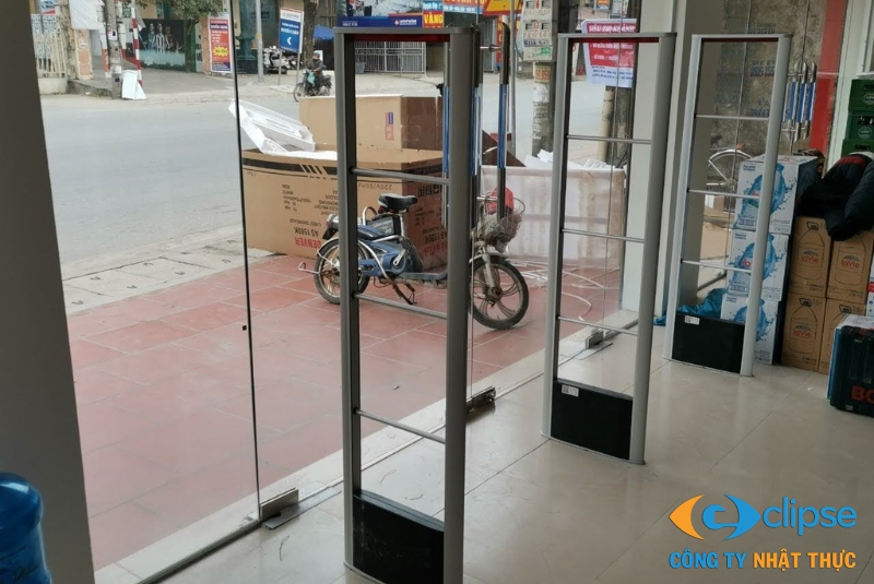 Nhật Thực cung cấp dịch vụ lắp đặt cổng từ an ninh trọn gói từ khảo sát địa điểm, thi công và bàn giao cho khách hàng