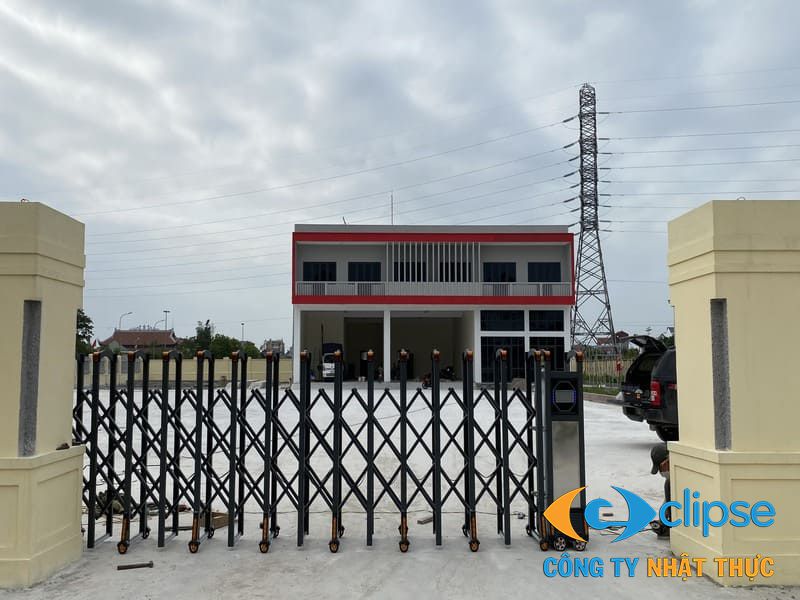 Mẫu cổng nan chéo cơ bản bằng inox 201