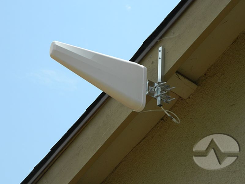 Báo giá anten kích sóng gắn trên tường ngoài tại Nhật Thực