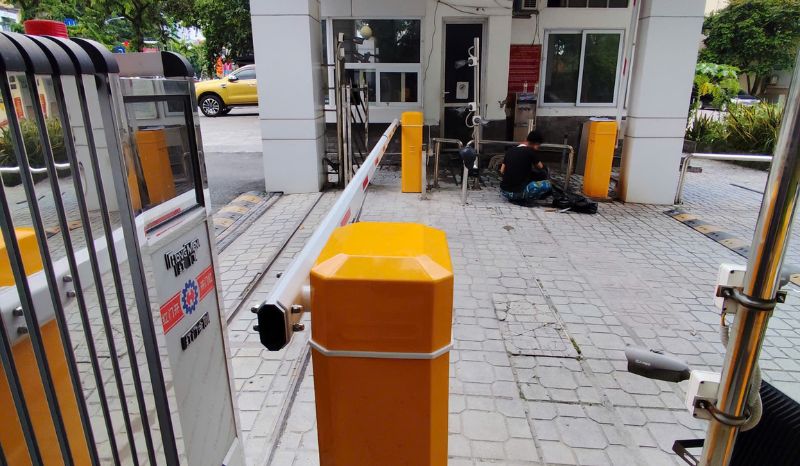 Giải pháp barie tự động trong bãi giữ xe thông minh do Nhật Thực thi công