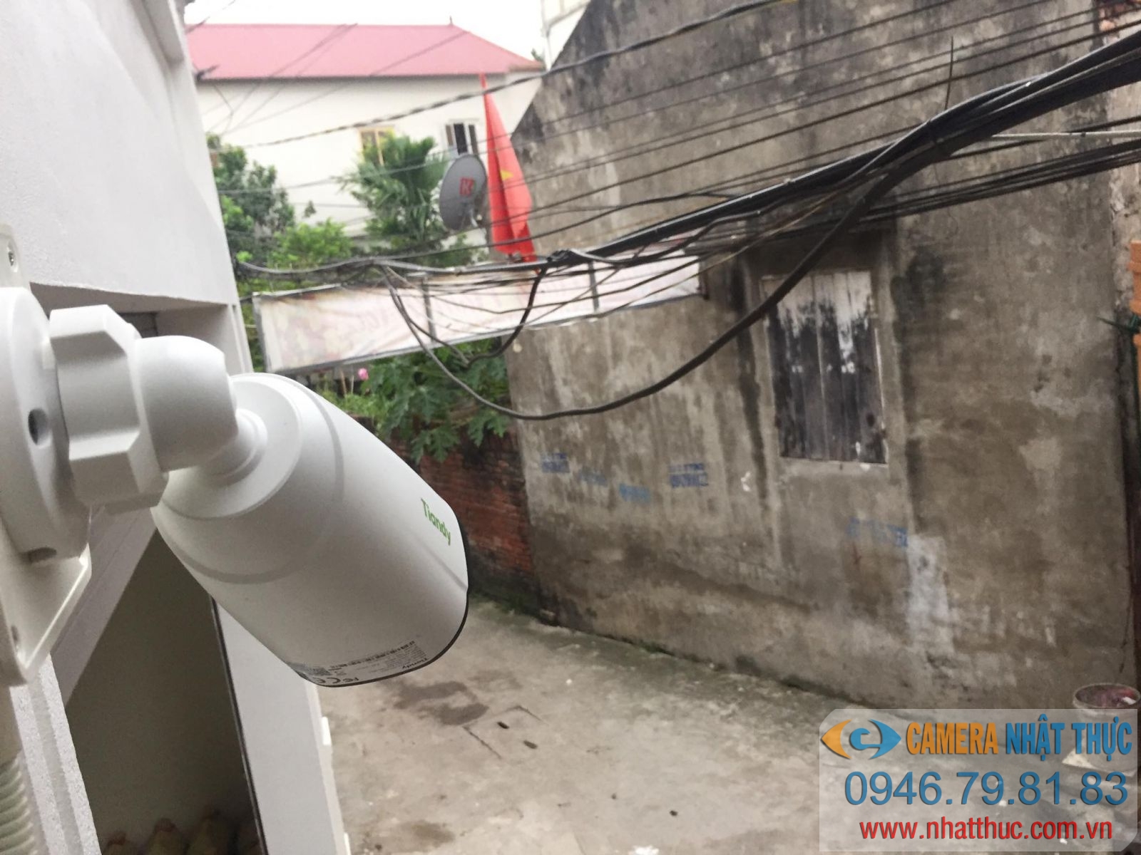 Camera quan sát thân