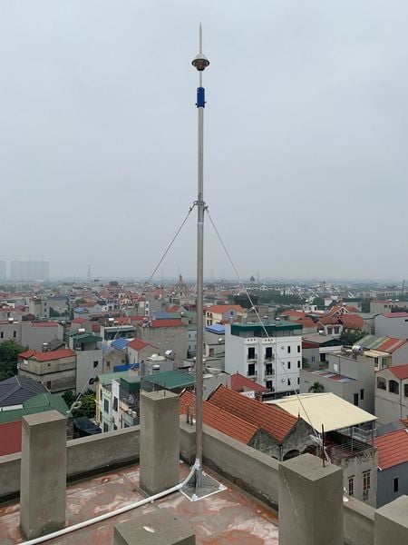 Đi dây thoát sét an toàn bảo vệ công trình trước mọi rủi ro