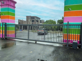 Cổng trượt hợp kim nhôm P146