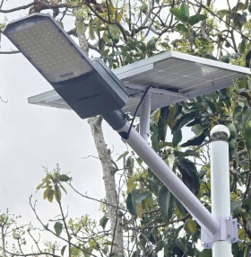 Đèn đường năng lượng mặt trời 600W JINDIAN JD-Z600