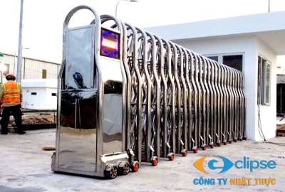 Đơn vị lắp đặt cổng xếp inox Hà Nội uy tín, chất lượng